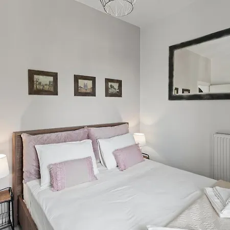 Villa Seaside Gem Near Heraklion, Maro's Getaway