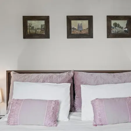 Seaside Gem Near Heraklion, Maro's Getaway Villa Kokkini Hani